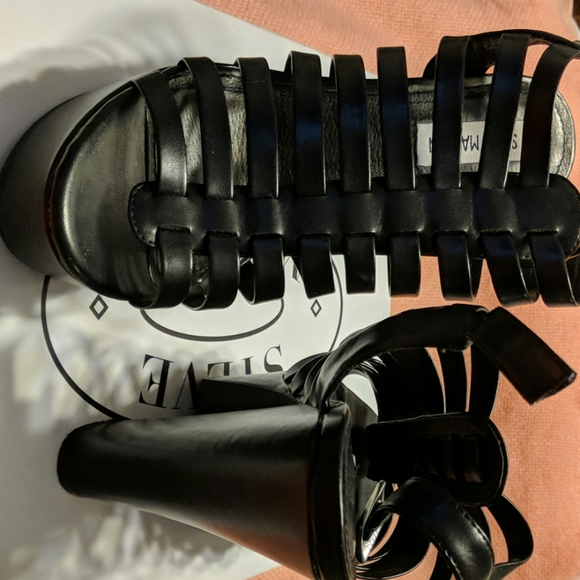 Shoes - Picture 2 of 2